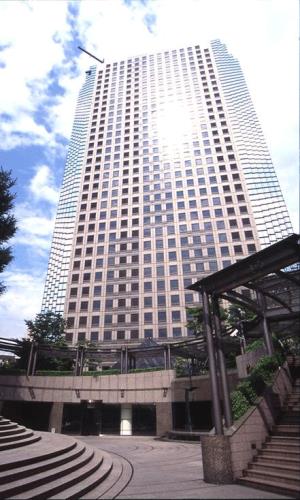 Exterior of Shiroyama Trust Tower