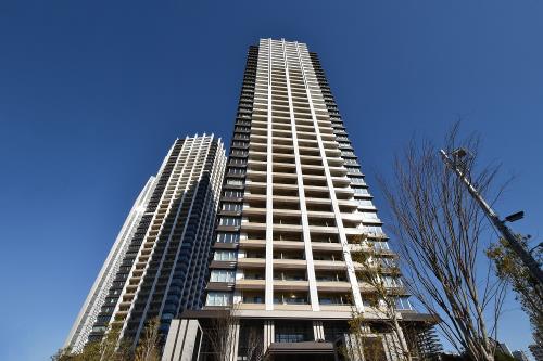 Exterior of Brillia Towers Meguro