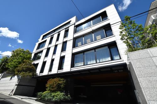 Exterior of The Park House Grand Azabu-sendaizaka