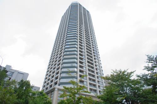 Exterior of Shirokane Tower