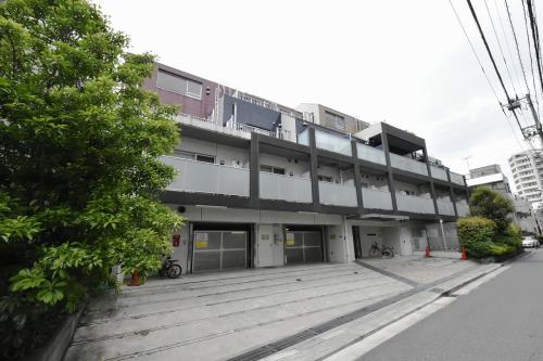 Exterior of Residence Shirokane Colore